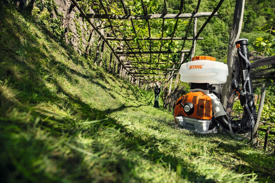 pulvérisateur à dos à essence sr 450